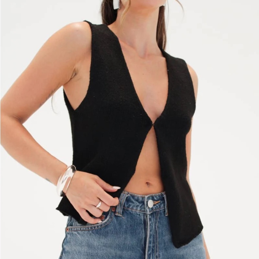 Rumored Prince Street Top